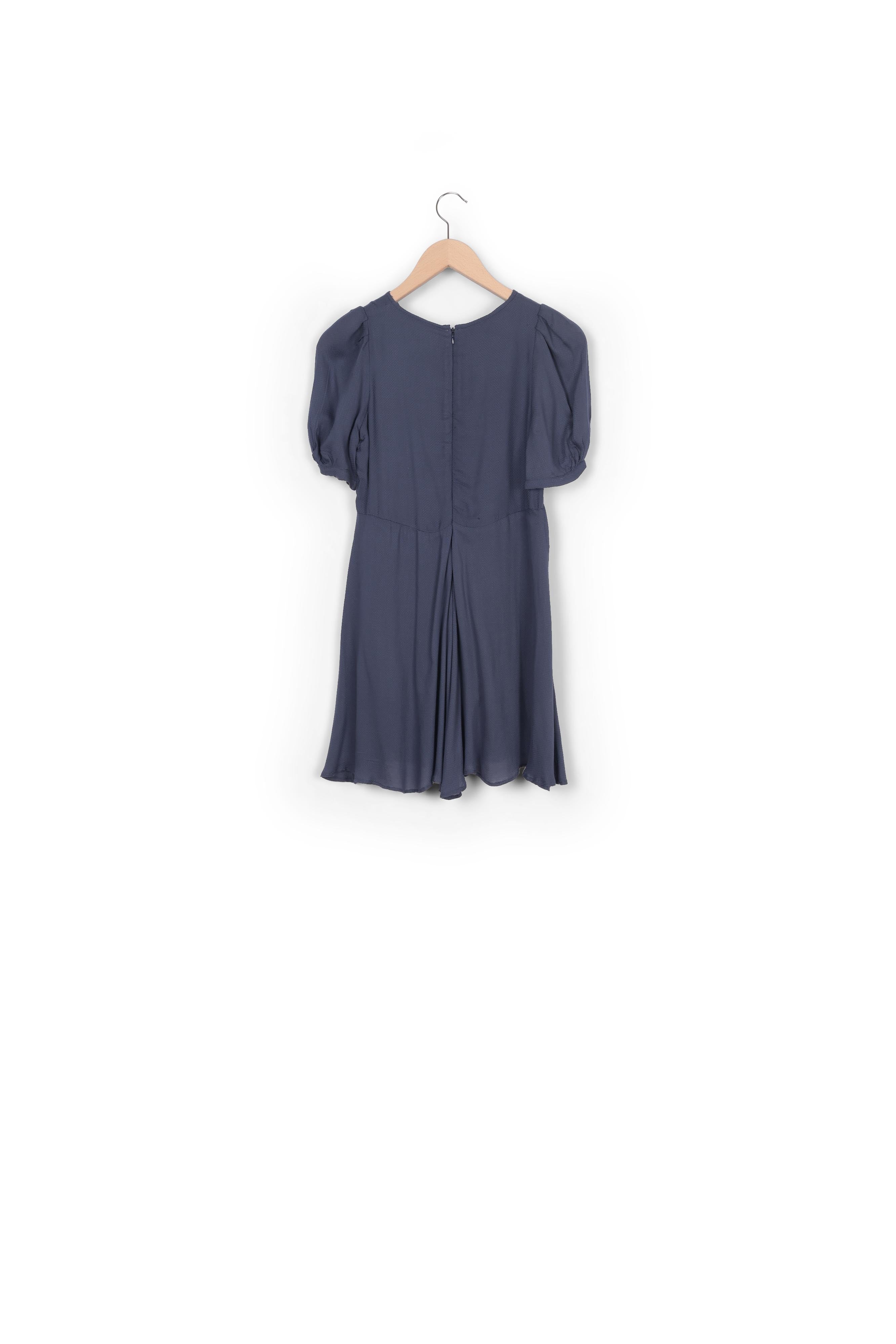 ROBE ATTIRE Faume - seconde main